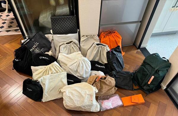 双滦区回收奢侈品衣服.jpg